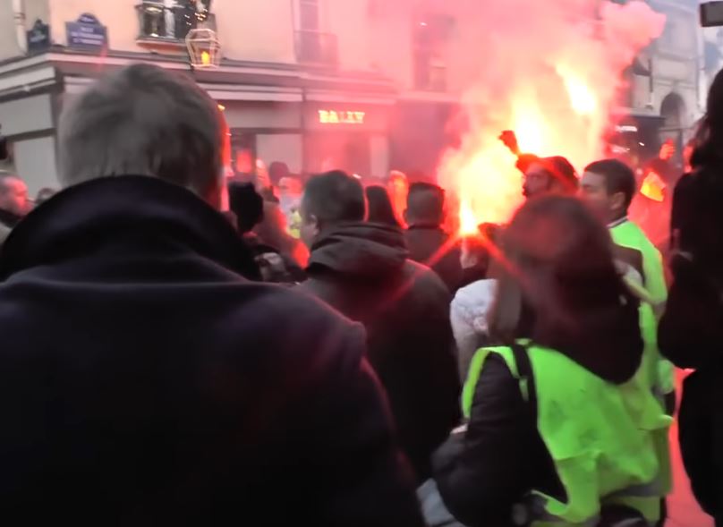 „Macron muß weg“-Kundgebungen in Paris