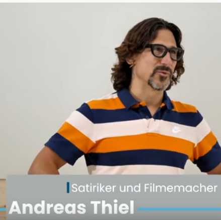Filmemacher und Satiriker Andreas Thiel am WEFF (nicht WEF) in Davos