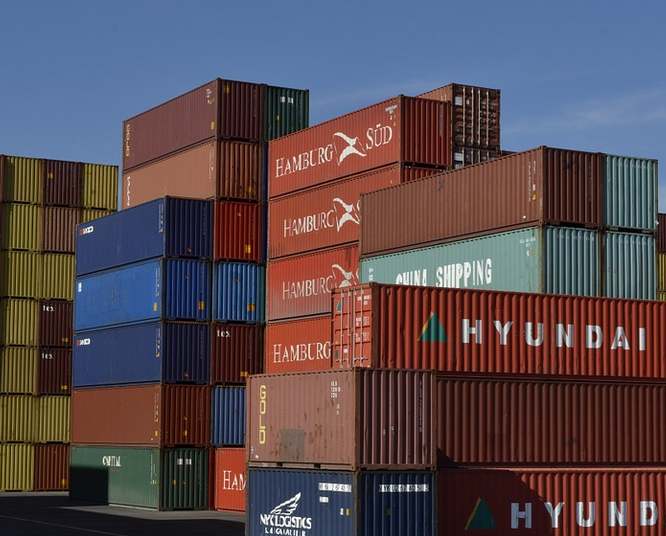 Freier Welthandel des international vernetzten Binnenlandes: Schweiz hebt per 1.1.2022 Industriezölle auf