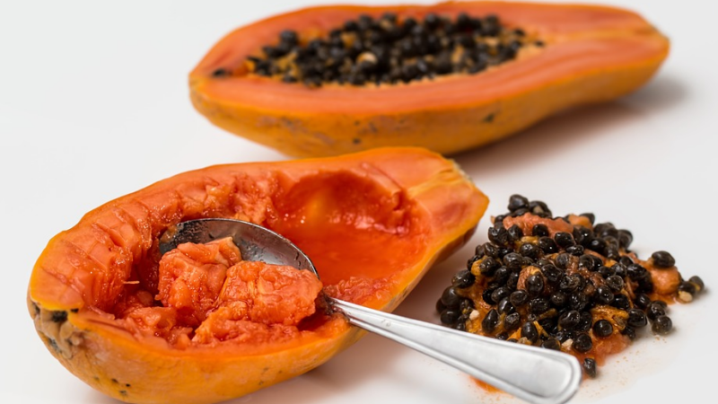 Papayas positiv auf Corona getestet