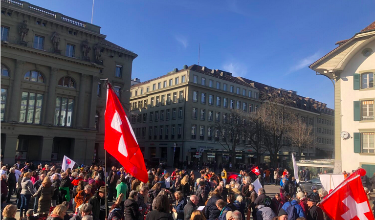 Krieg zwischen Nato / Rußland in der Ukraine: Kundgebung für den Frieden in Bern