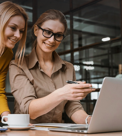 Führungskräfte: Suche via Jobportal oder Personalvermittler?