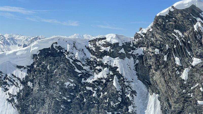 Tschlin: Tödlicher Bergunfall – Skitourengänger stirbt bei 700-Meter-Sturz bei Aufstieg auf den 3295 Meter hohen Muttler
