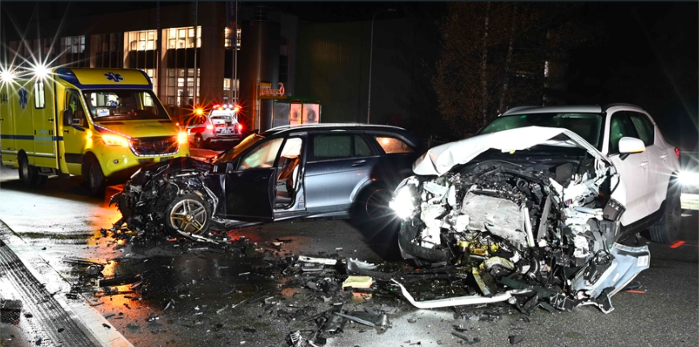 Heftiger Unfall bei den Mineralquellen Rhäzüns