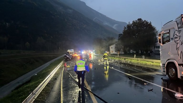 Schwerer Unfall auf der Pfynstraße in Leuk – Mann (27) stirbt