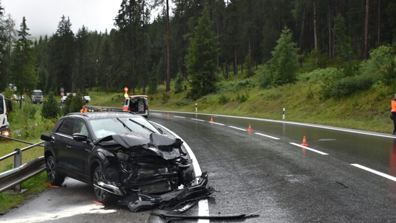 Unfall in Davos-Wolfgang: Eine Verletzte nach Kollision