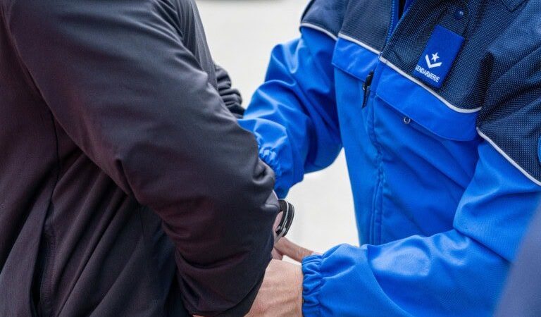 Thun: Jugendlicher nach Flucht aus Gefängnis wieder festgenommen