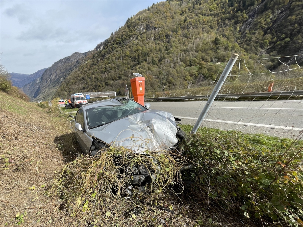 Lostallo: Selbstunfall auf Autobahn
