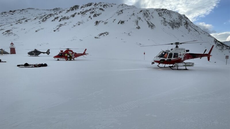 Tujetsch: Tourengruppe von Lawine erfaßt – eine Person verstorben