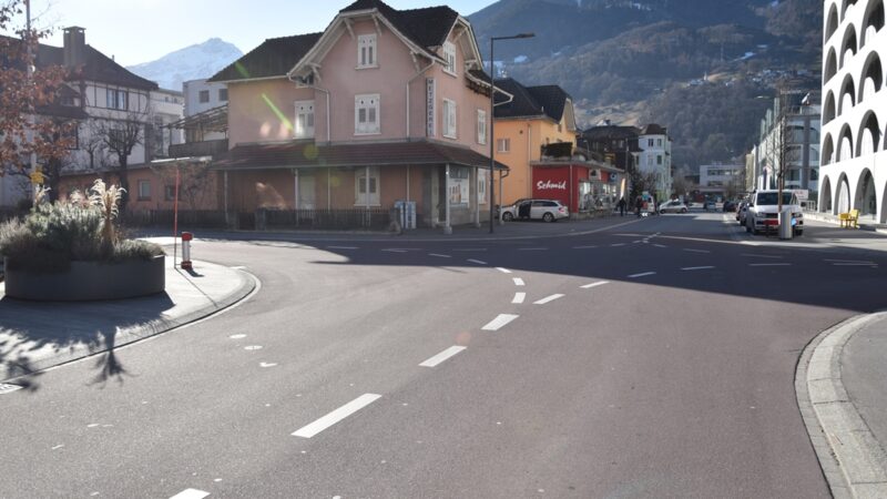 Unfall in Landquart: Autlenkerin (71) erfaßt Fußgängerin (71)
