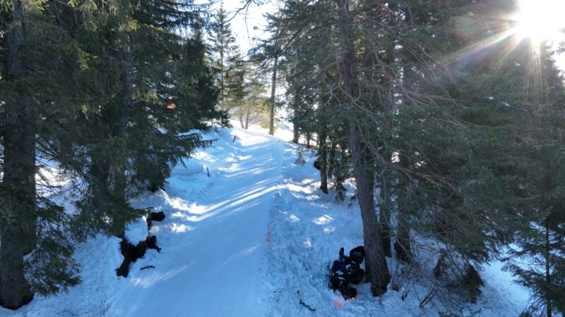 Tödlicher Quad-Unfall in Flims: Zwei Arbeiter mit Quad verunfallt – eine Person verstorben