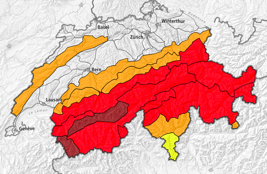Neuschnee und Triebschnee erhöhen Lawinengefahr in Graubünden und im Wallis