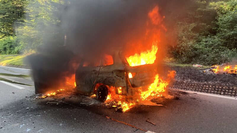 Maienfeld: Auto vollständig ausgebrannt