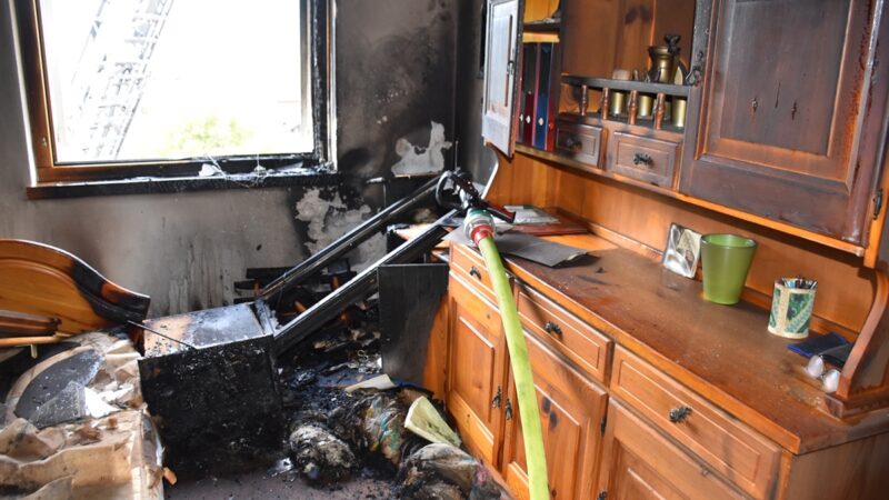 Brand in Thusis: Bewohner von Mehrfamilienhauses evakuiert