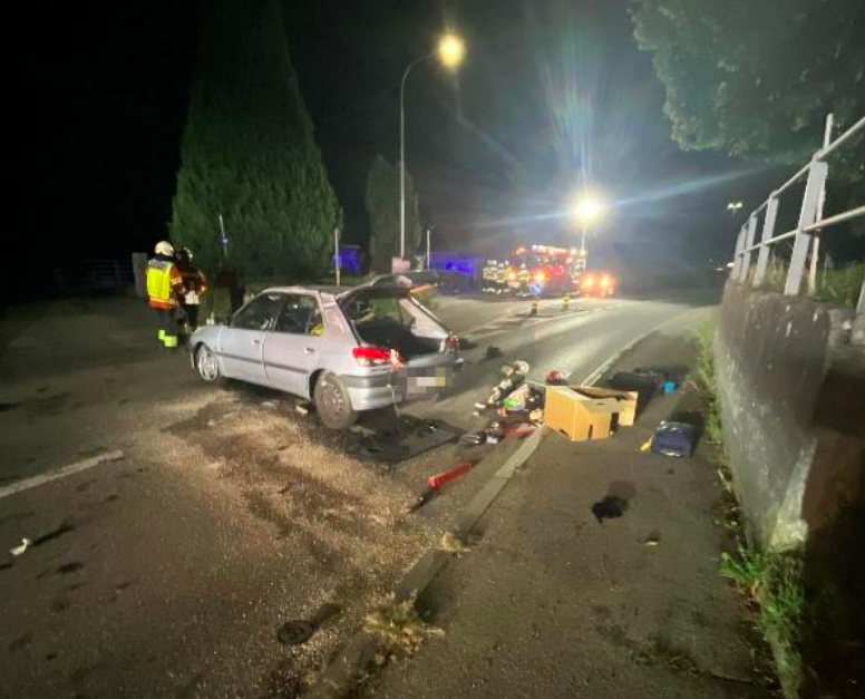 Tscheppach: Auto überschlägt sich bei Selbstunfall +++ Alkohol am Steuer und ohne Führerausweis unterwegs