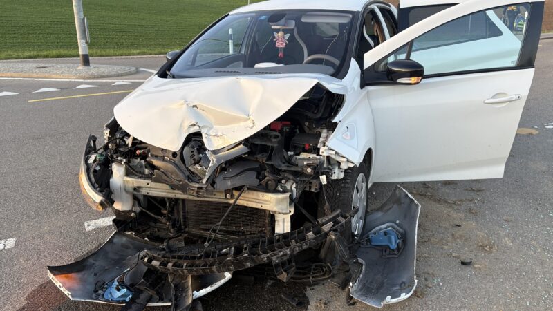 Kollision Herdern: Nach Verkehrsunfall geflüchtet