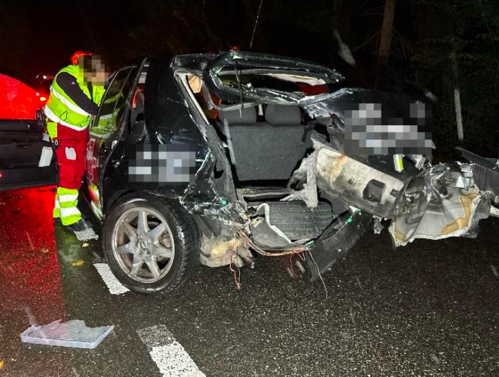 Balsthal: Bei Überholvorgang mit entgegenkommendem Auto kollidiert