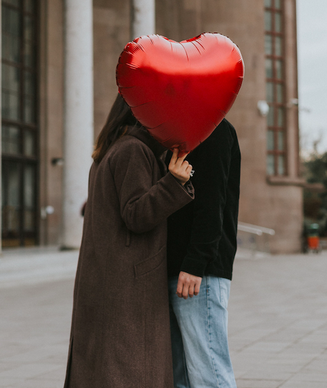 In eigener Wohnung bestohlen statt große Liebe +++ Frau rumänischer Nationalität (24) nähert sich via Kontaktportal an